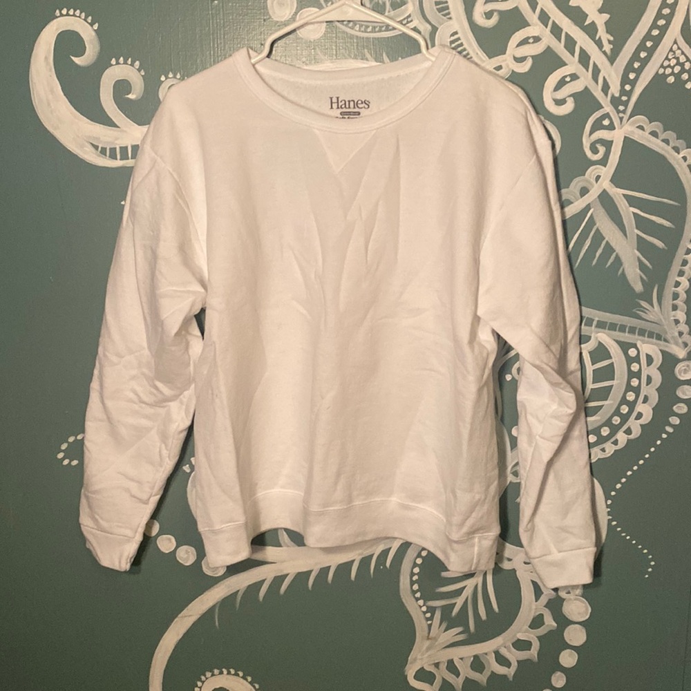 Plain white sweater new without tags